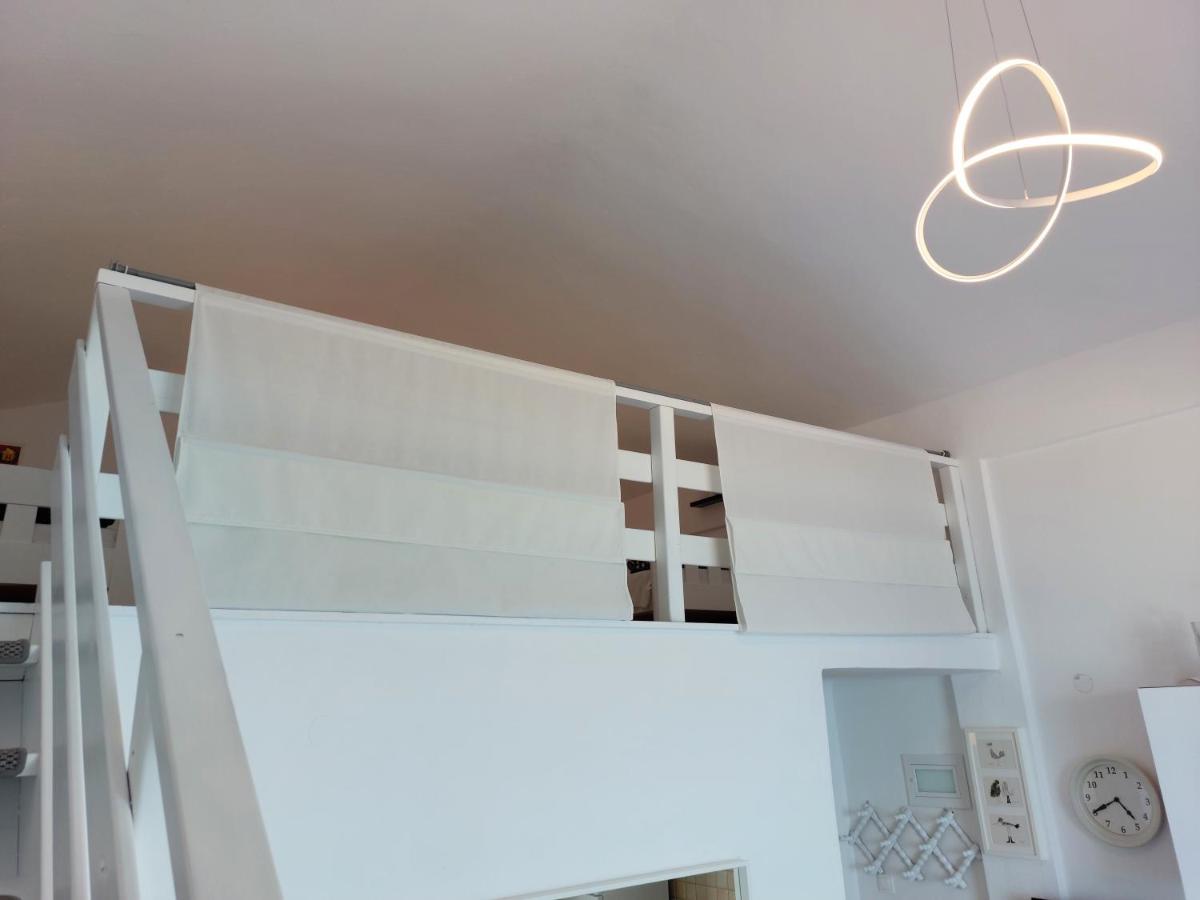 Nefeli Seaside Apartments Polychrono Ngoại thất bức ảnh