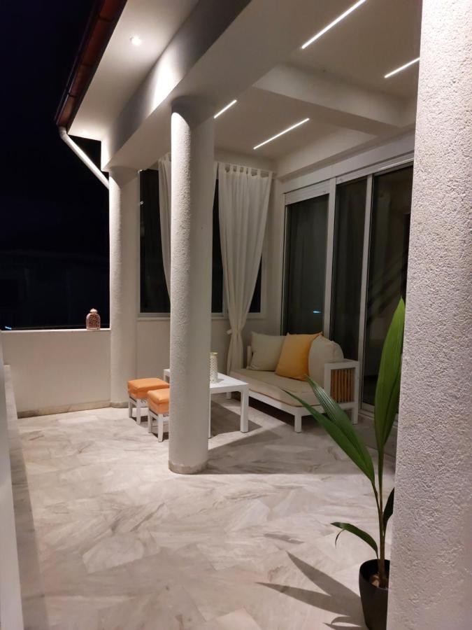Nefeli Seaside Apartments Polychrono Ngoại thất bức ảnh